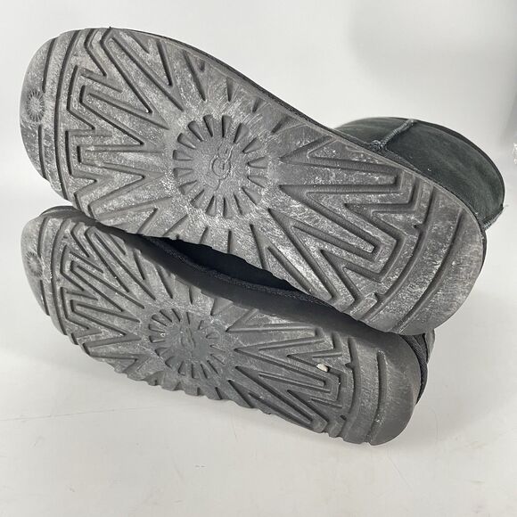 UGG Classic Short II Black Suede Boots Women’s 9 - Picture 8 of 9